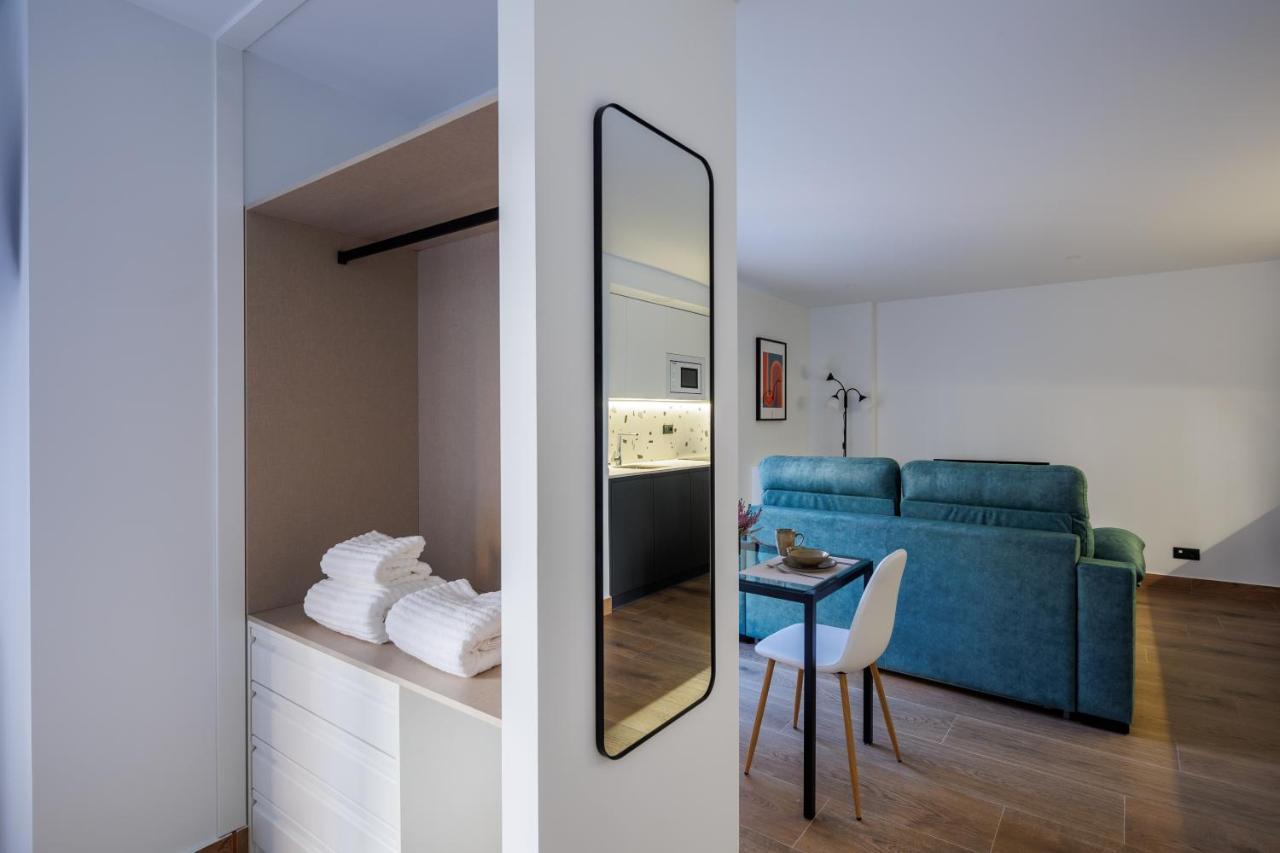 Apartamentos Congreso, Parking Gratuito Логроньо Екстериор снимка