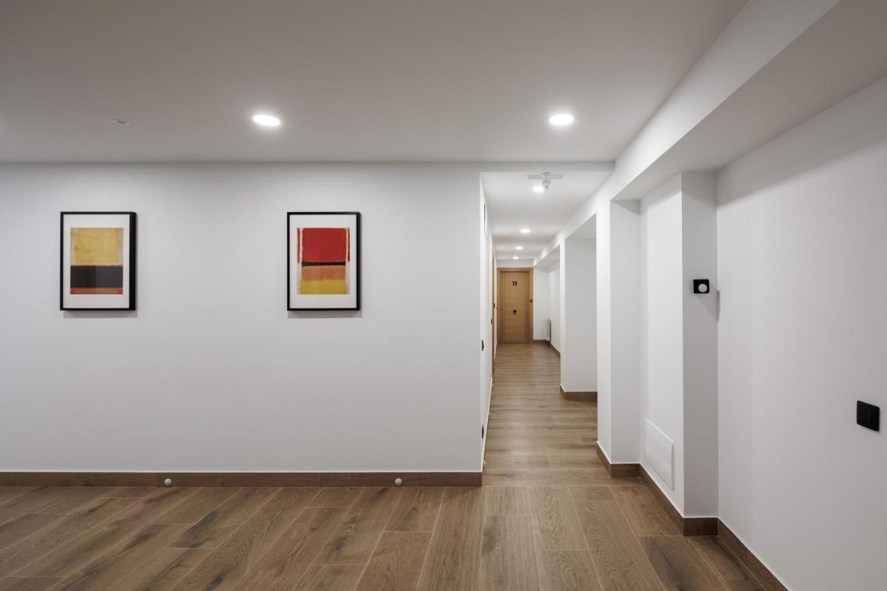 Apartamentos Congreso, Parking Gratuito Логроньо Екстериор снимка